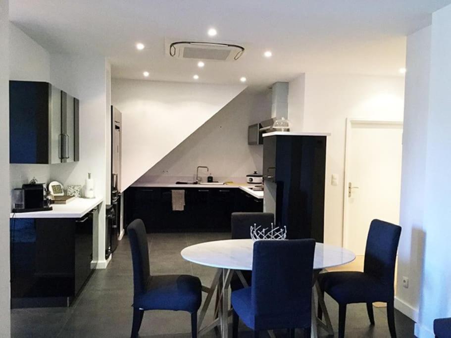 150 M² Fully Furnished Loft Appartamento Lilla Esterno foto